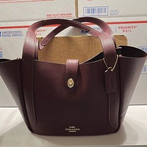 NWT Coach Hadley Turnlock Tote Bag